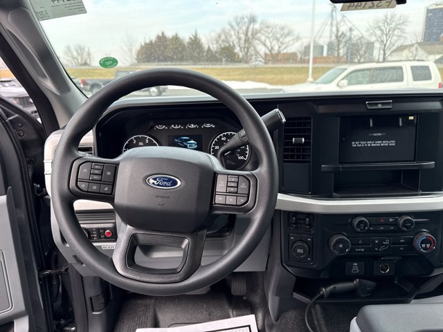 New 2026 Ford F550 4x4 Supercab Super Duty image 17