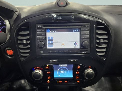 Used 2012 Nissan Juke SV image 12