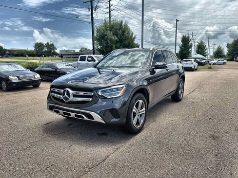 Used 2022 Mercedes-Benz GLC 300 image 1