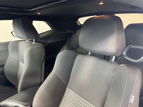 Used 2022 Dodge Challenger R/T image 3