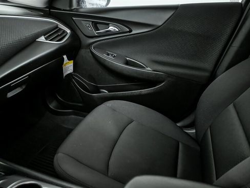 Used 2024 Chevrolet Malibu RS image 31