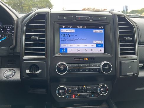 Used 2019 Ford Expedition Limited w/ Equipment Group 301A image 34