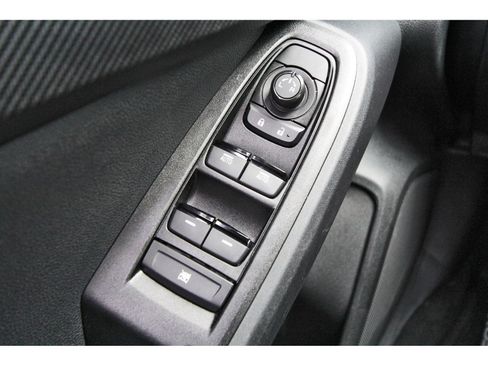 Used 2026 Subaru Crosstrek 2.5i Premium AWD/4WD image 21