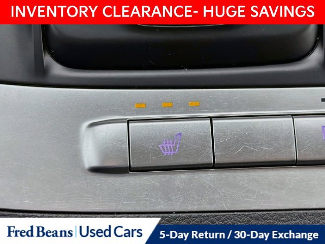 Used 2024 Kia Carnival LX FWD image 23