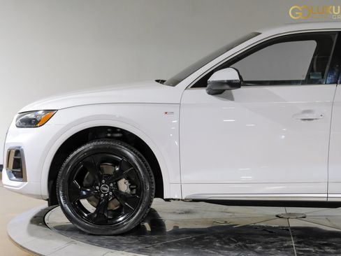 Used 2023 Audi Q5 2.0T Premium Plus w/ Premium Plus Package AWD/4WD image 14