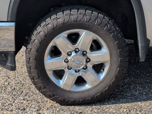 Certified 2020 Chevrolet Silverado 2500 LTZ w/ LTZ Plus Package AWD/4WD image 11