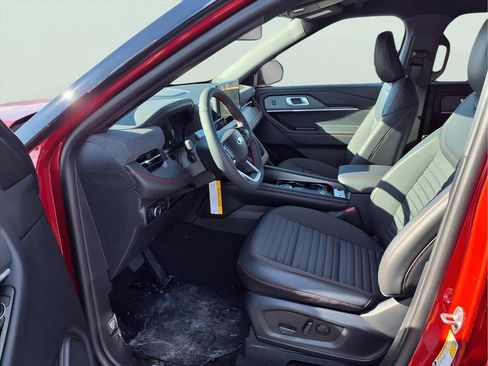 New 2026 Ford Explorer ST-Line w/ ST-Line Street Pack image 17