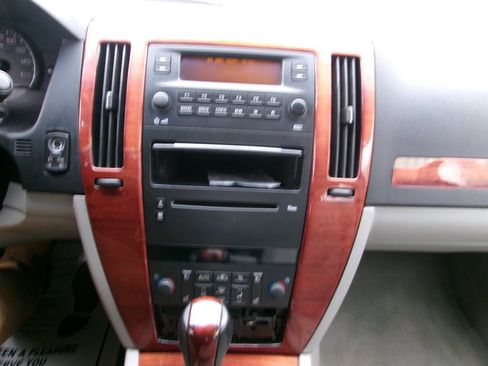 Used 2007 Cadillac STS w/ Preferred Equipment Group image 17
