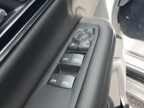 New 2026 GMC Yukon Denali RWD image 18