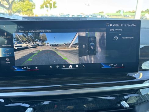 Used 2025 BMW X5 xDrive50e w/ Parking Assistance Package image 24