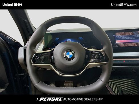 Used 2025 BMW X3 xDrive30i AWD/4WD image 6