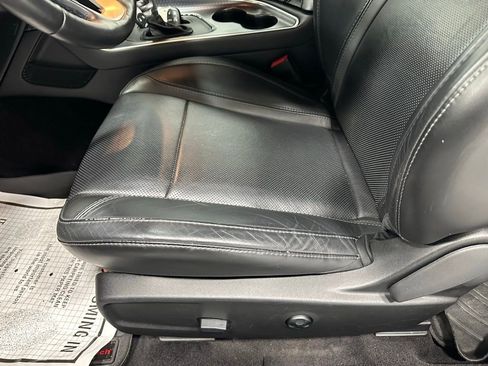 Used 2017 Dodge Challenger GT w/ Driver Convenience Group AWD/4WD image 13