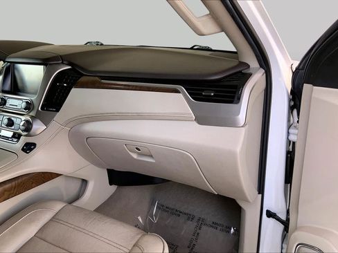Used 2019 GMC Yukon XL Denali w/ Denali Ultimate Package RWD image 18