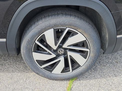Certified 2024 Volkswagen Atlas SEL AWD/4WD image 8
