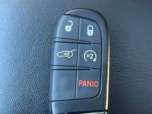 New 2025 Jeep Compass Limited w/ Elite Group image 14