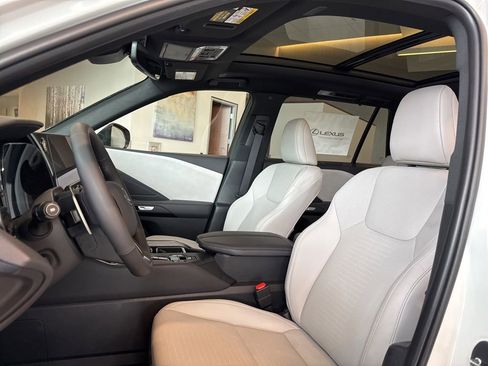 New 2026 Lexus TX 350 AWD image 8