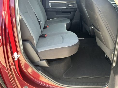 Used 2022 RAM 1500 Classic SLT image 16