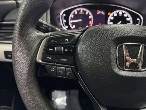 Used 2019 Honda Accord LX image 27