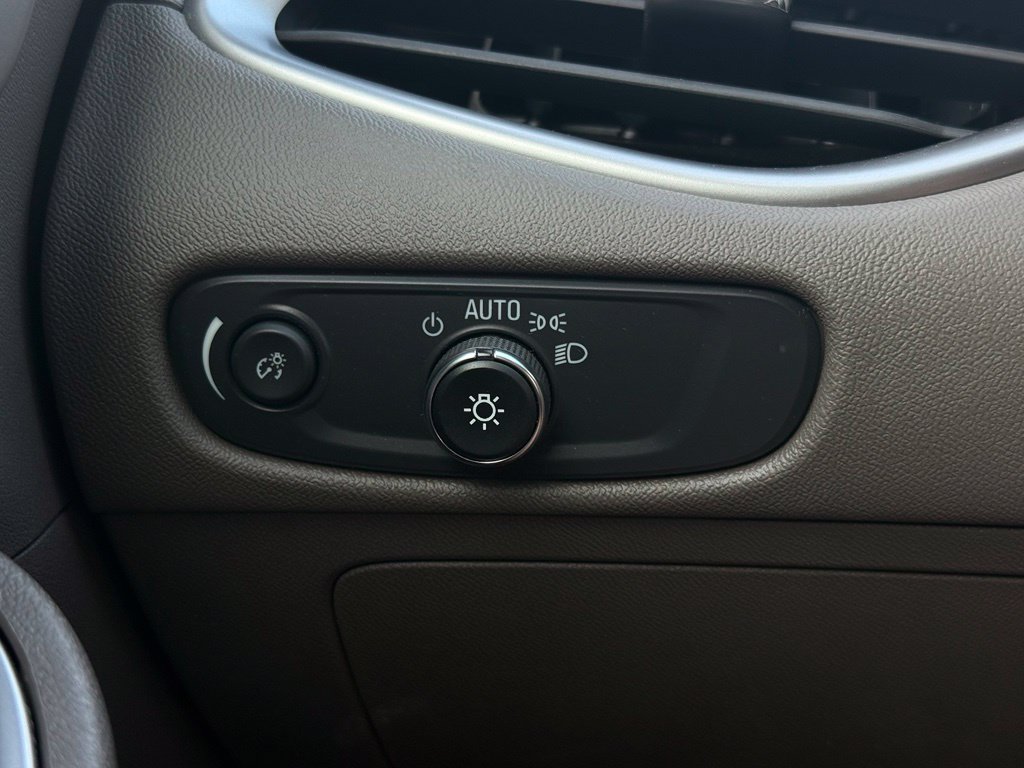 Used 2024 Chevrolet Malibu LS FWD image 18