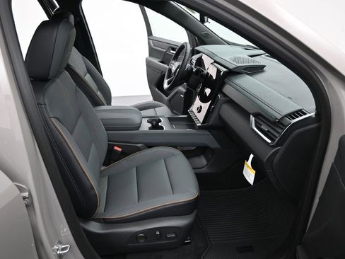 New 2026 GMC Acadia AT4 image 21