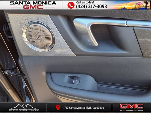 Certified 2025 Buick Enclave Avenir w/ Super Cruise Package AWD/4WD image 26