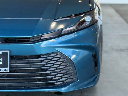 Certified 2025 Toyota Camry LE image 6