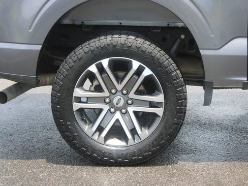 Used 2022 Ford F150 XL w/ STX Appearance Package AWD/4WD image 13