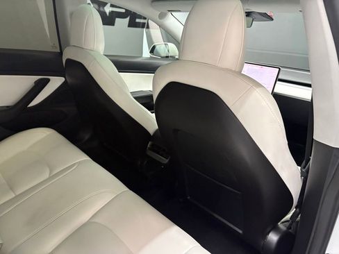 Used 2020 Tesla Model 3 Standard Range Plus RWD image 37