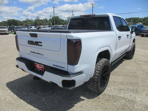 New 2026 GMC Sierra 1500 Denali Ultimate AWD/4WD image 5