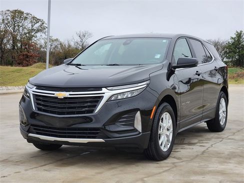 Used 2023 Chevrolet Equinox LT image 4
