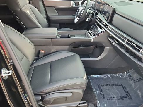 Certified 2025 Hyundai Santa Fe XRT image 19