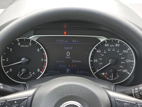 Used 2025 Nissan Altima 2.5 SV FWD image 15