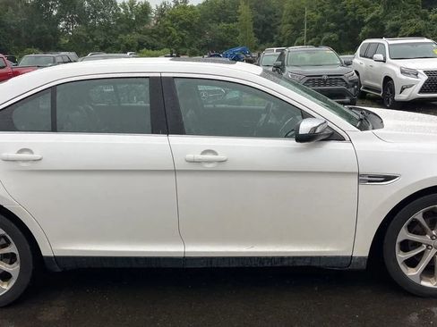 Used 2013 Ford Taurus Limited AWD/4WD image 11