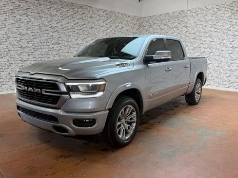Used 2022 RAM 1500 Laramie w/ Sport Appearance Package AWD/4WD image 3