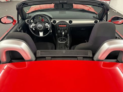 Used 2009 MAZDA MX-5 Miata Touring RWD image 23