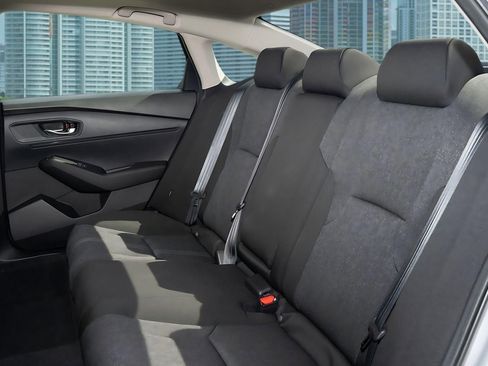 Certified 2025 Honda Accord SE image 16