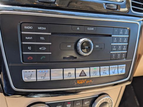 Used 2017 Mercedes-Benz GLS 450 4MATIC image 34