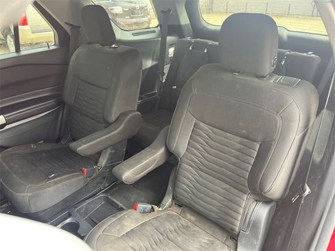 Used 2020 Ford Explorer XLT w/ Comfort Package image 13