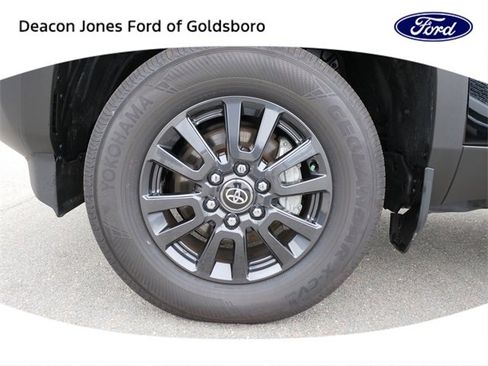 Used 2025 Toyota Land Cruiser 1958 image 11