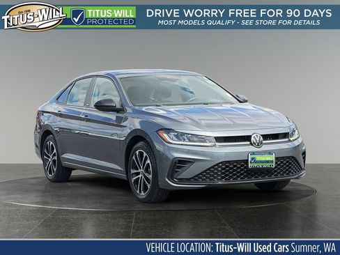 Used 2025 Volkswagen Jetta Sport FWD image 1
