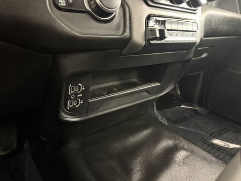 Used 2022 RAM 3500 Tradesman image 19