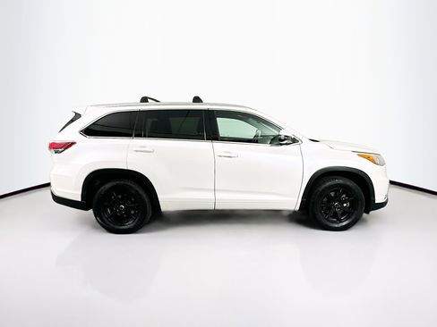 Used 2016 Toyota Highlander Limited image 10