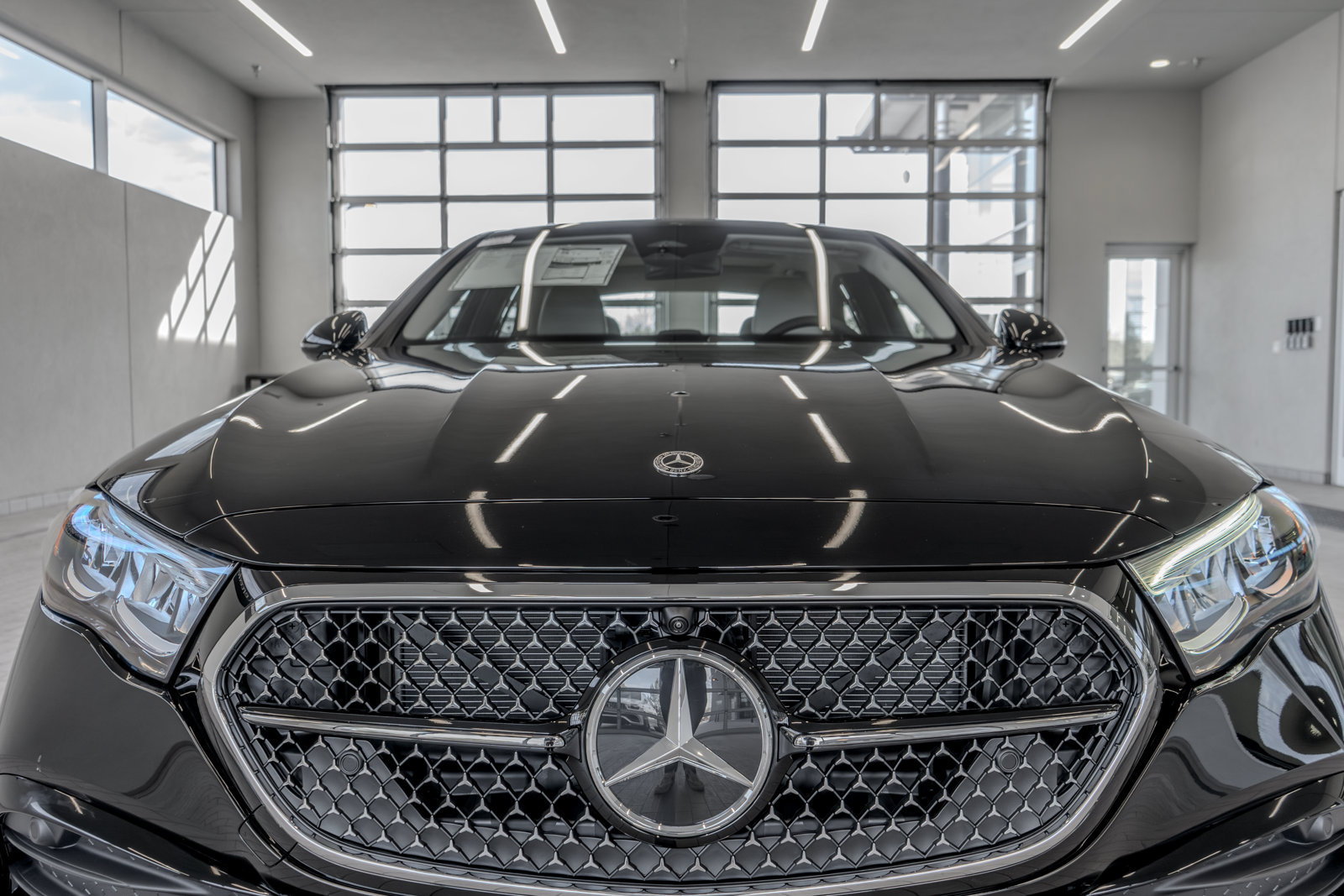 Used 2026 Mercedes-Benz E 450 4MATIC Sedan image 23