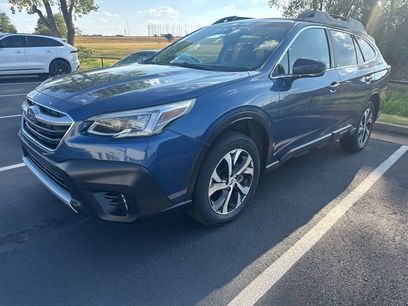 Used 2021 Subaru Outback Limited w/ Tech Package 2