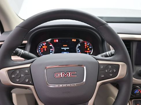 Used 2023 GMC Acadia Denali AWD/4WD image 12