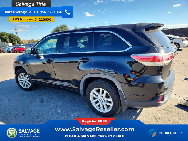 Used 2014 Toyota Highlander LE AWD/4WD image 3