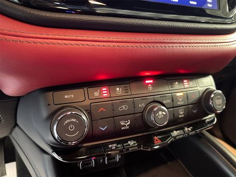 Used 2022 Dodge Durango R/T w/ Trailer Tow Group IV image 30