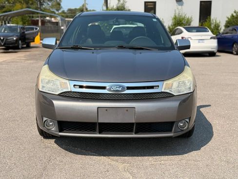 Used 2010 Ford Focus SEL FWD image 5