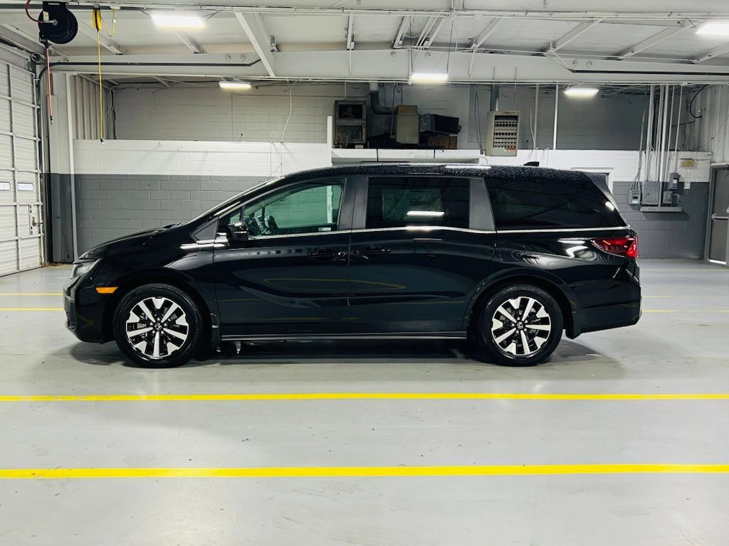 New 2026 Honda Odyssey EX-L image 16