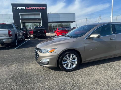 Used 2023 Chevrolet Malibu LT w/ Driver Confidence Package FWD image 6